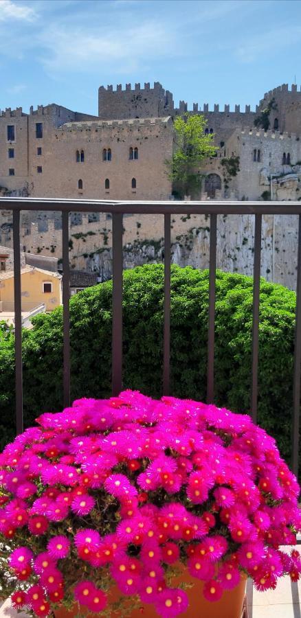 Villetta In Centro Storico Caccamo Exterior photo