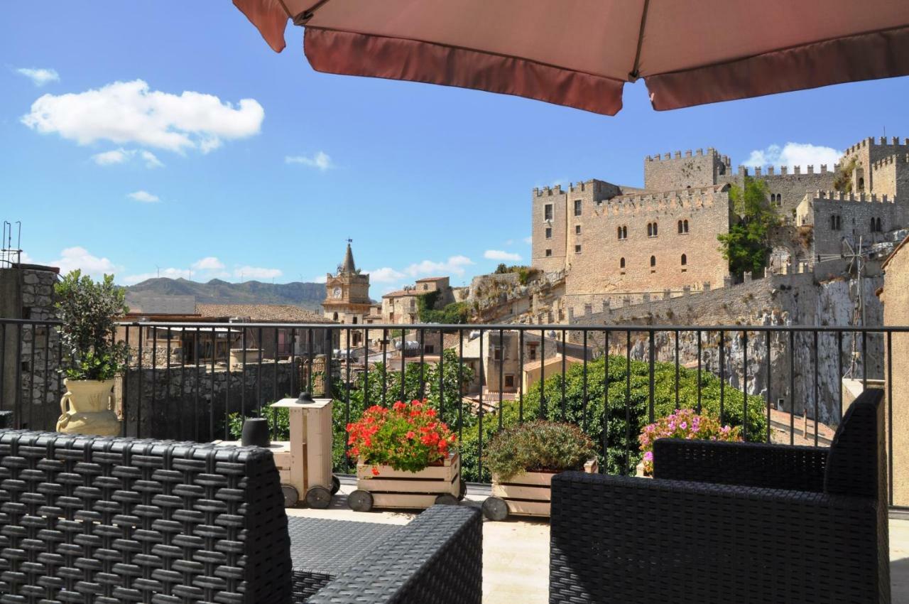 Villetta In Centro Storico Caccamo Exterior photo